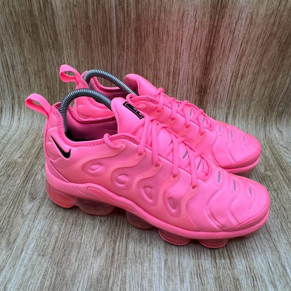 Nike Air VaporMax Plus Women's Size 8 Sunset Pulse Bubblegum Sneakers DM8337-600